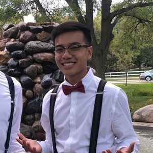 Meet your Posher, Derek